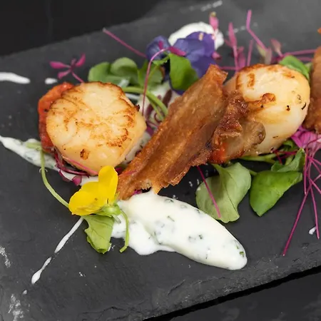 Hall 4* מנצ'סטר