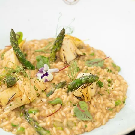 מלון Hall מנצ'סטר