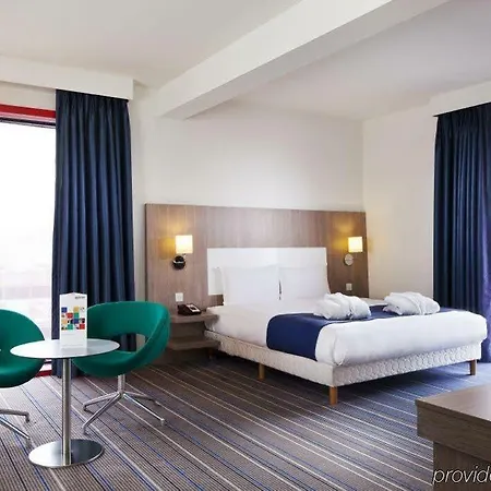 Radisson Centre, A Verified Net Zero Hotel 4*