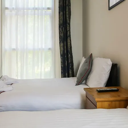 Pensjonat Oyo Hala 3*