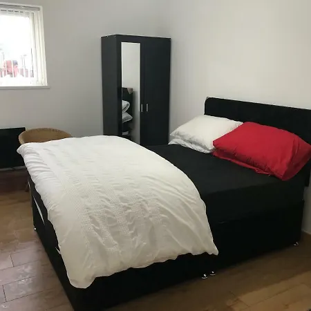 Throstles Nest Apartment *