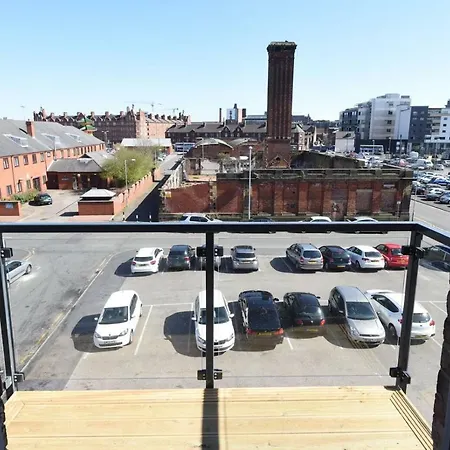 Stunning Penthouse Slps 20