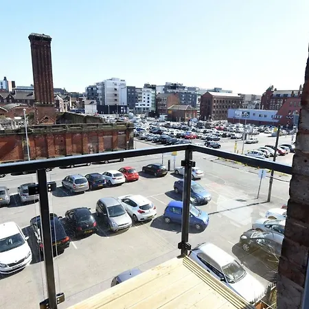 Stunning Penthouse Slps 20