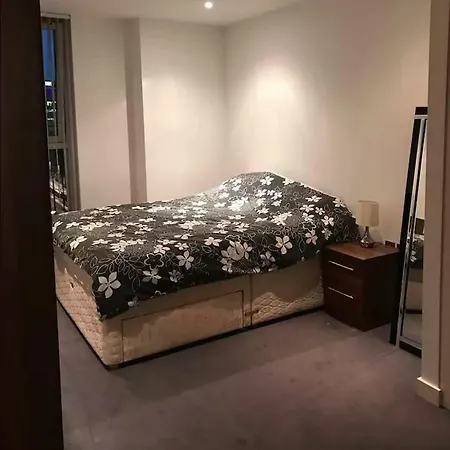 Media City Lowry 4 Guests 2 Bed アパート マンチェスター