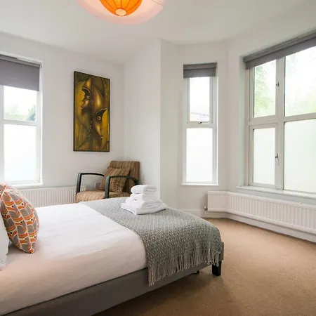 Burton House Boutique Flat *