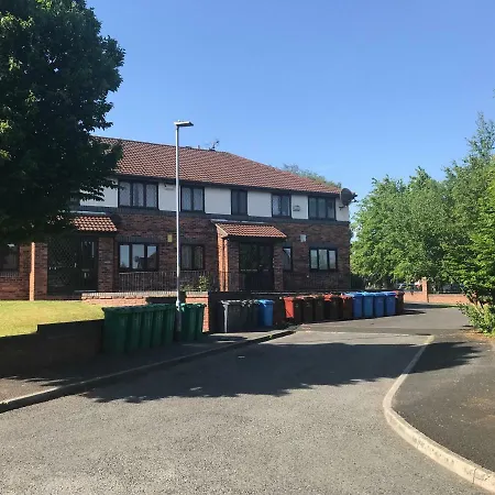 Flat 9a Badby Close
