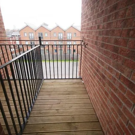 16 Cotton Square * Manchester