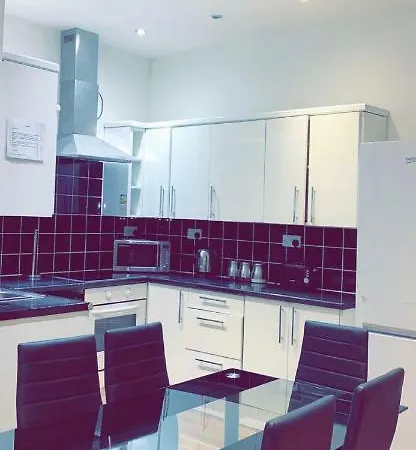 Spacious Shude Hill With Balcony Manchester