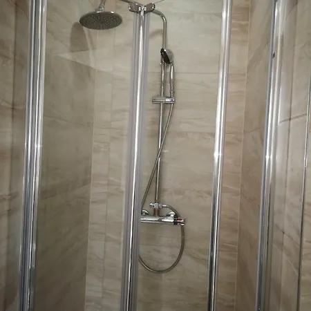 Richflo Facility Apartman *