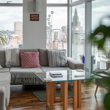 Stunning Modern 1br Apt W/ Balcony, Central Manc *