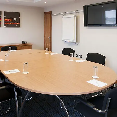 Hotel Holiday - Central Park, An Ihg Manchester