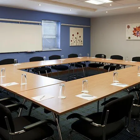 Hotel Holiday - Central Park, An Ihg 4*