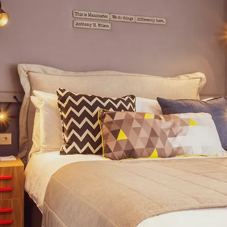 The Gardens Szálloda