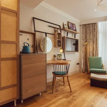 The Gardens Hotel 3*