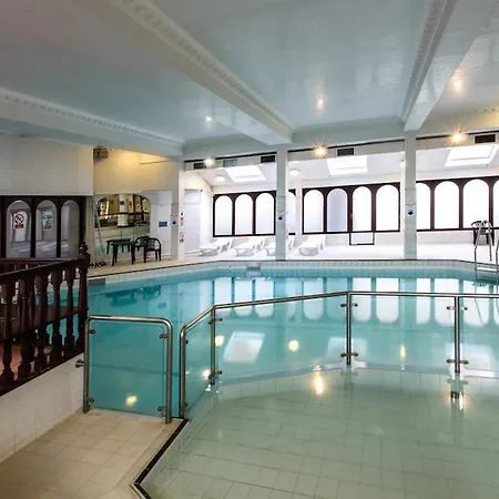 Britannia & Hotel 3*