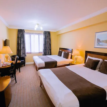 Britannia & 3* Manchester