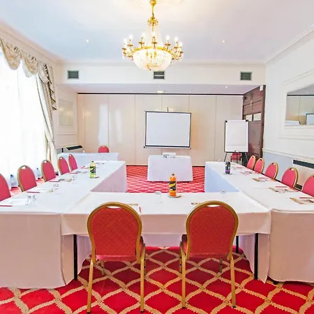 Britannia & Hotel 3*