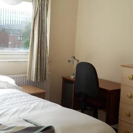 Wadesmill House * マンチェスター