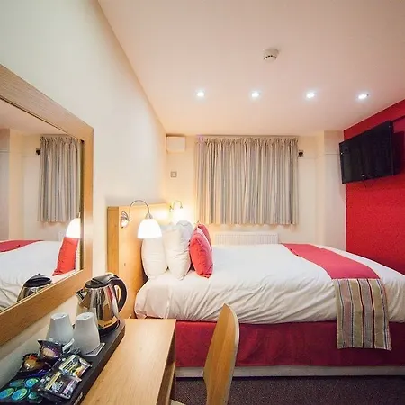 Hotel Ville Hotel 3*