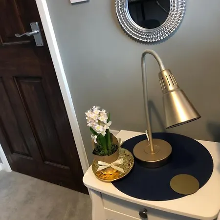 1. Stylish Private Double Near Centre Guest house Manchester