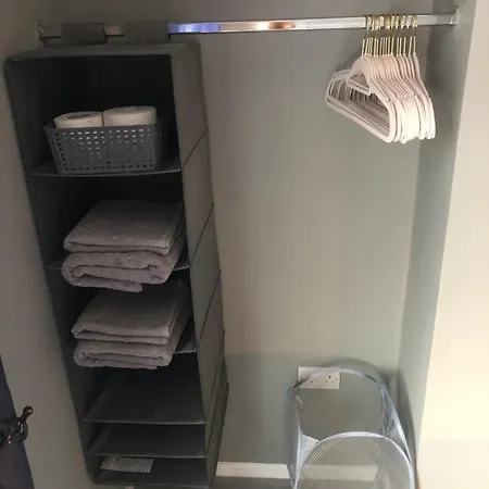 1. Stylish Private Double Near Centre בית הארחה *
