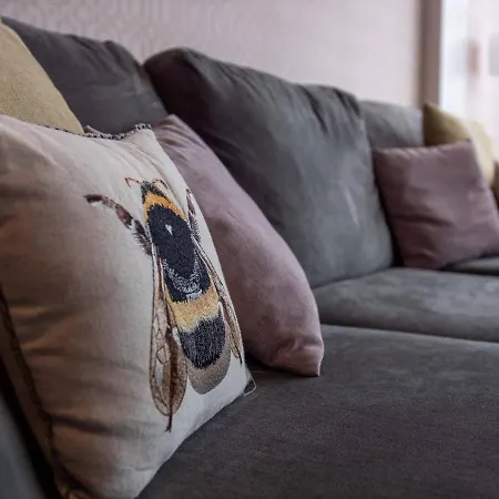 Апартаменты Stunning 2 Bedroom City Centre *
