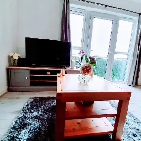 Lägenhet 2 Bed Central With Balcony Manchester