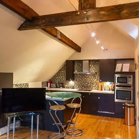 No.2 - The Old Red King Pub Mcr * مانشستر