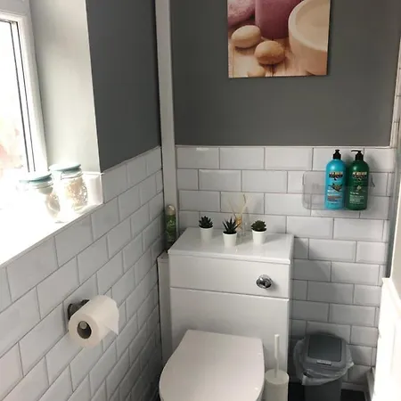 3. Stylish Private Double Near Centre Vendégház