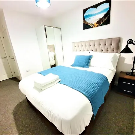 Manchester Holiday Apartment * Manchester