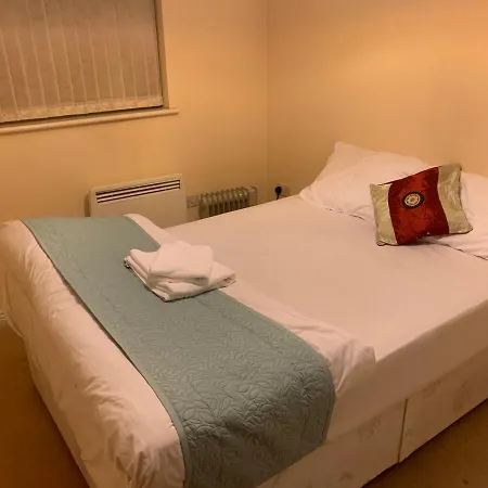 Arena Suites *