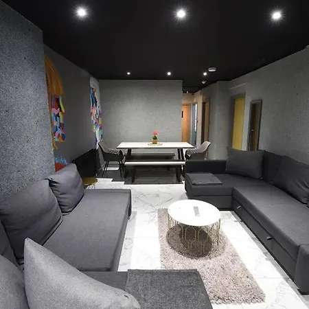 Back Turner Townhouse Apartment Manchester