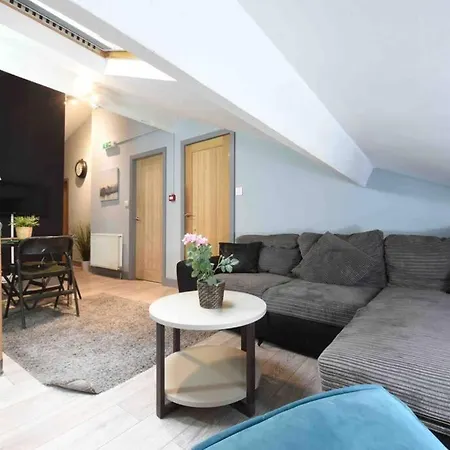 Back Turner Townhouse