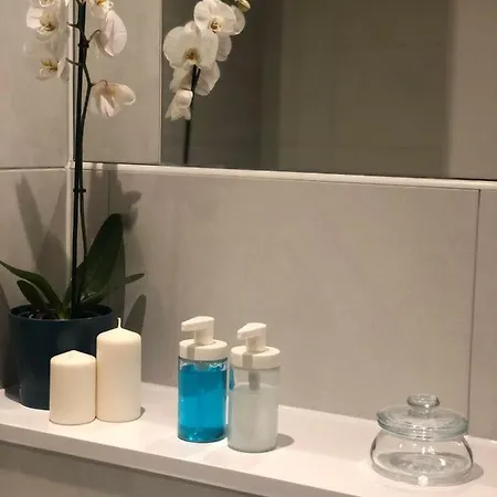 Halo House By Guestz