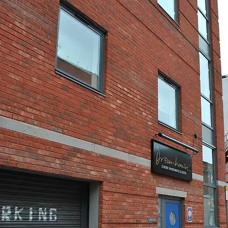 Dreamhouse Manchester West Salford (Greater Manchester)