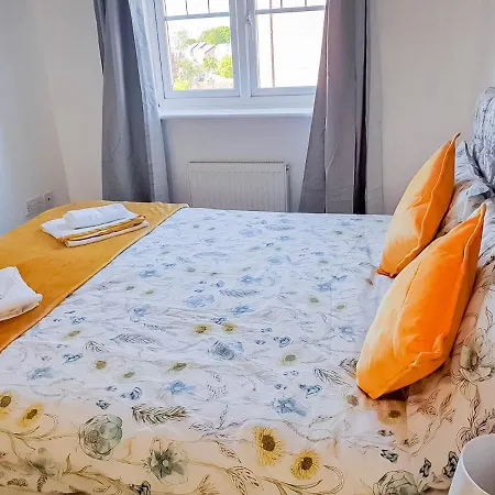 Airport Lounge - 3 Bed - 6 Persons Lejlighed Manchester