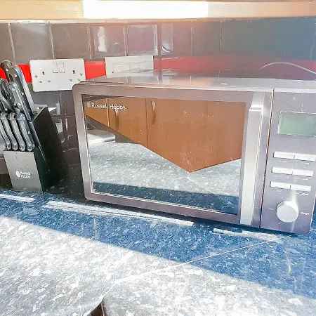 Lejlighed Airport Lounge - 3 Bed - 6 Persons *
