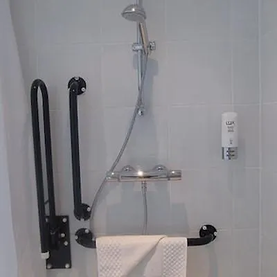 Express Centre By Ihg