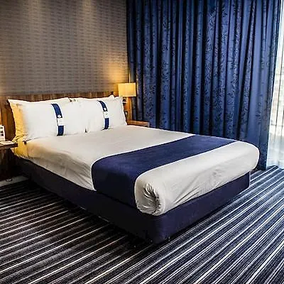 Hotel Express Centre By Ihg 3*