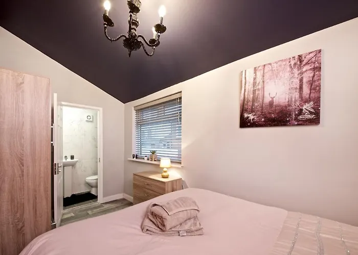 Beautiful Cozy With Free Parking Prázdninový dům *