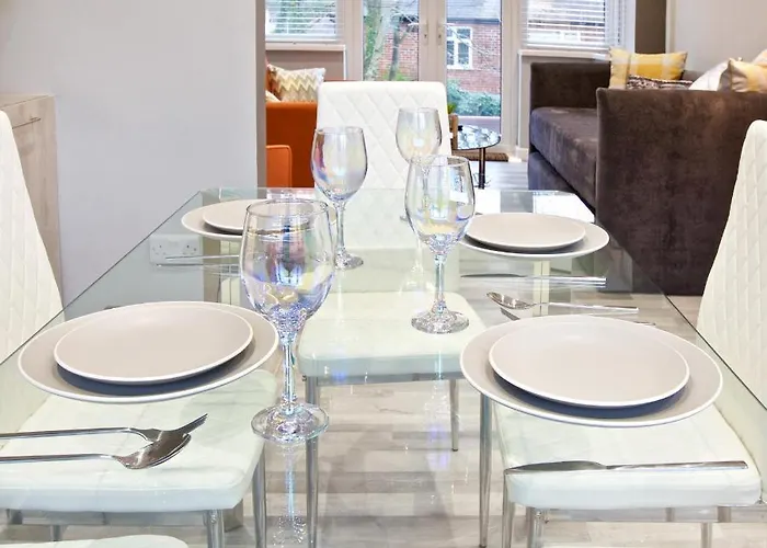 Beautiful Cozy With Free Parking * Manchester