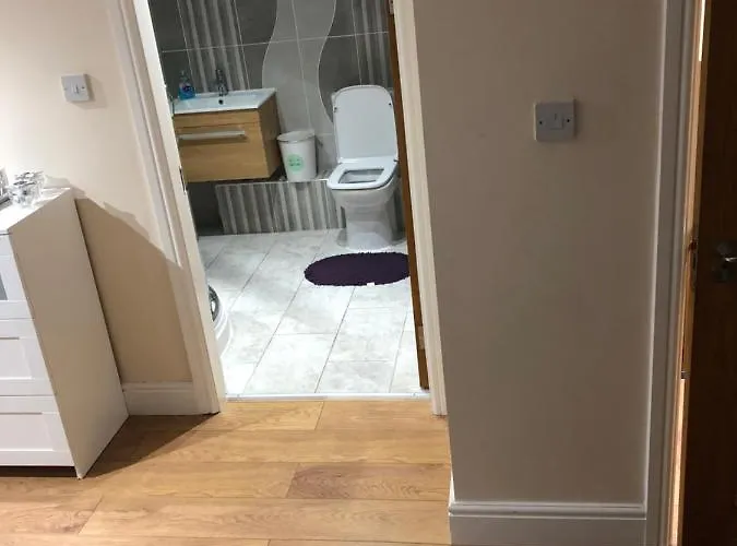 Big Rusholme With Tv And Private Bathroom-parking&wifi Bed and Breakfast Μάντσεστερ