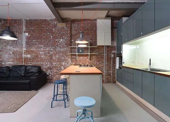 Mason Street Sleeps 16 Апартаменты