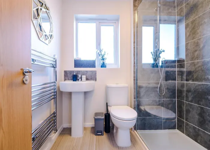 Tatil Evi Bright&modern Contractor House By Niji Short Manchester