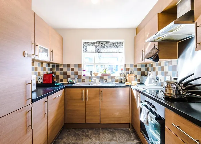 Bright&modern Contractor House By Niji Short *