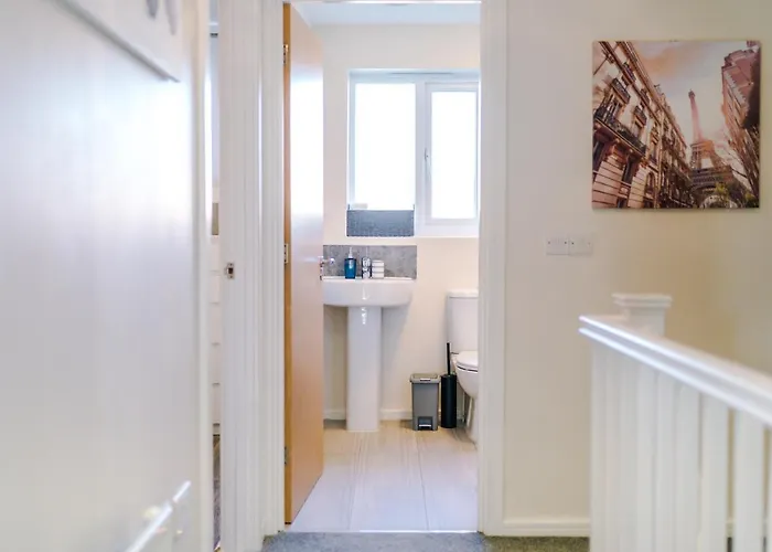 Bright&modern Contractor House By Niji Short Tatil Evi Manchester