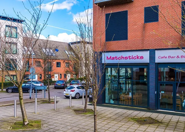 Bright&modern Contractor House By Niji Short * Manchester