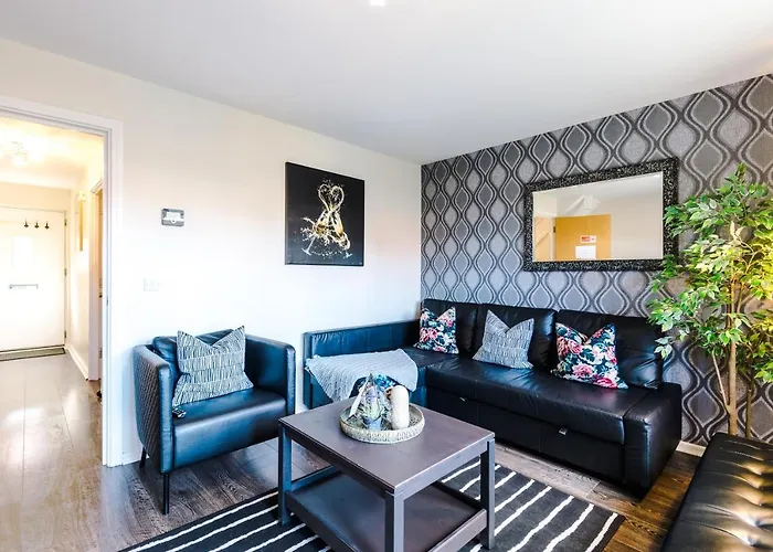 Bright&modern Contractor House By Niji Short Manchester