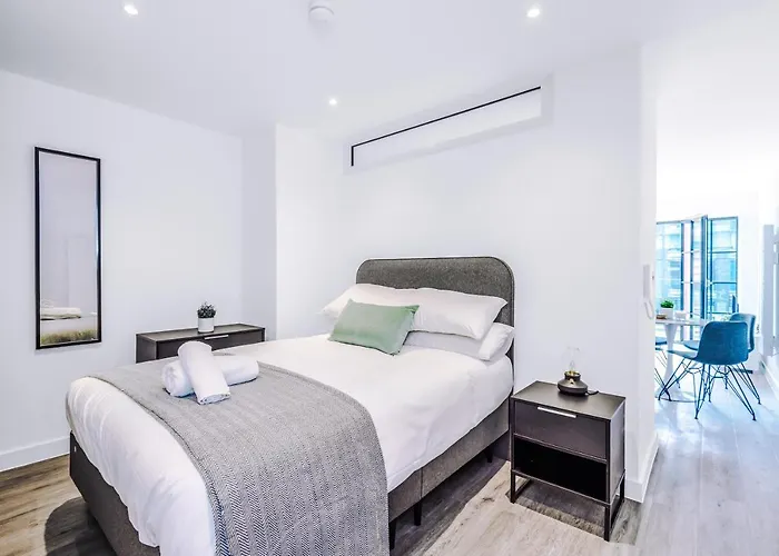 Hilltop Serviced - Piccadilly * Manchester