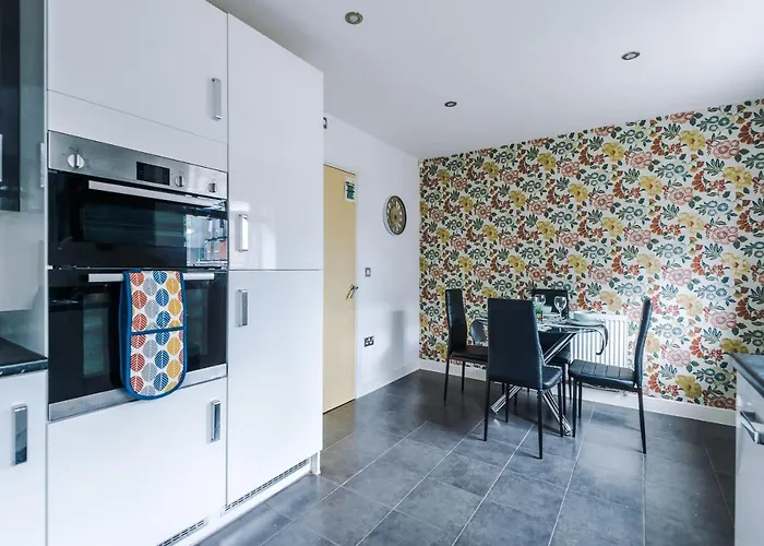 Coop Live Arena & Etihad Stadium 4bedroom Townhouse With Free Parking Vakantiehuis Manchester